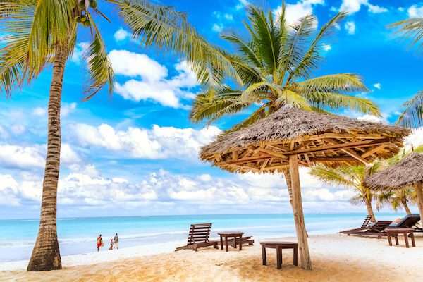 10 Days Kenya Bush Safari and Beach Holiday